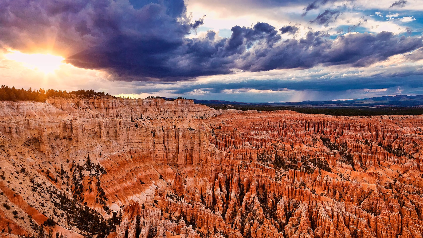 From Neon to Nature: Exploring Bryce and Zion from Las Vegas