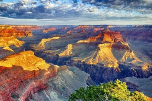 is it better to stay inside the park in grand canyon 0.jpg