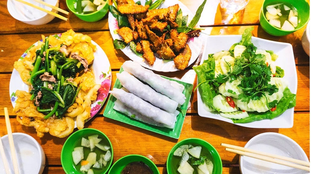 20 Best Foods to Try in Hanoi: A Flavorful Adventure